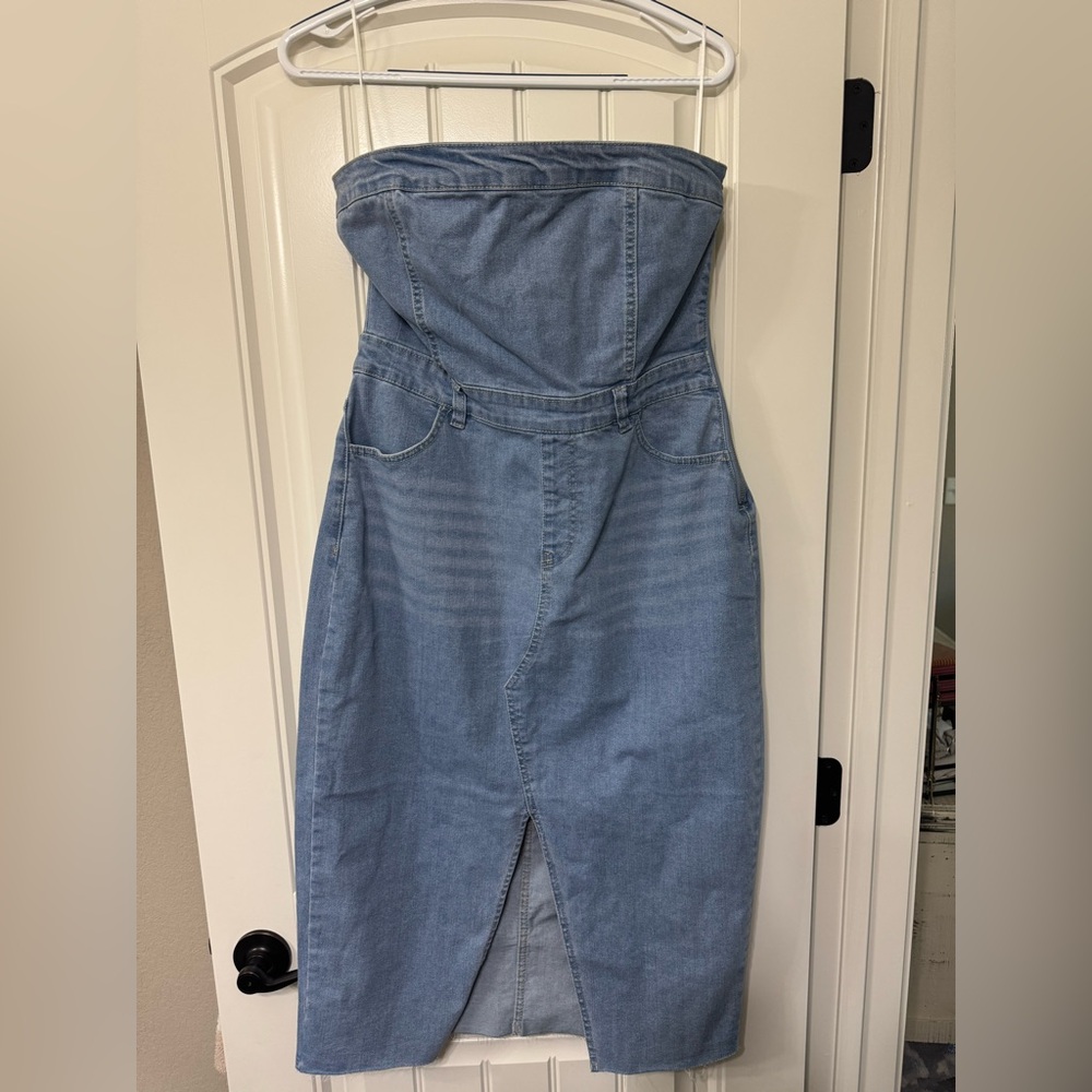 Love Tree Blue Denim Strapless Midi Dress